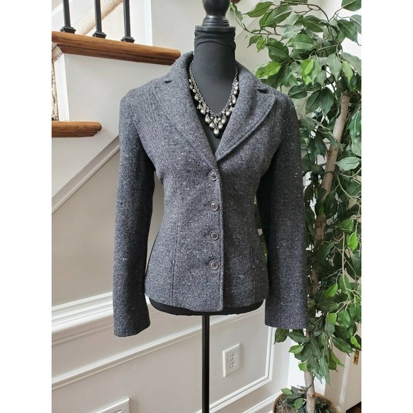 Liz Claiborne Women's Gray Wool & Nylon Long Sleeve 3 Buttons Fitted Blazer 8 - Picture 1 of 11